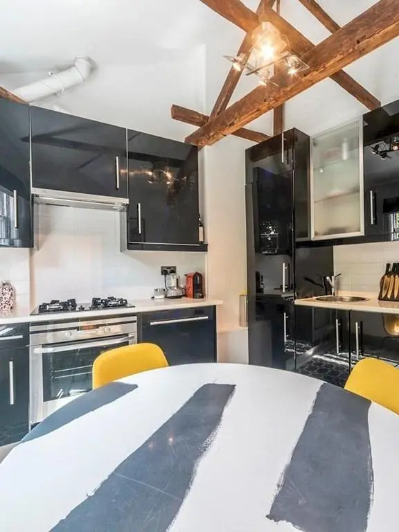 UCL旁「性價比之王」｜獨衛明廚Studio！