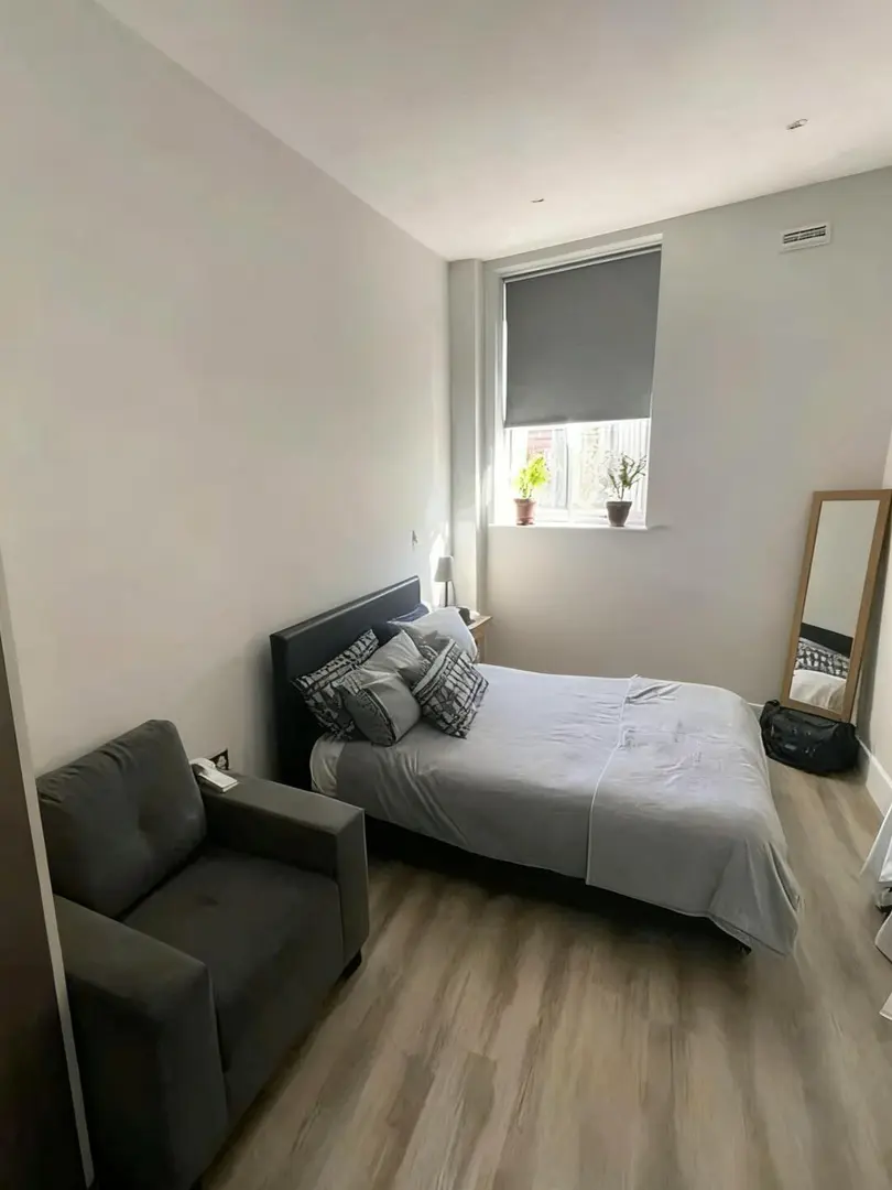 布里斯班city｜1b1b幫我房東找下一任租客～