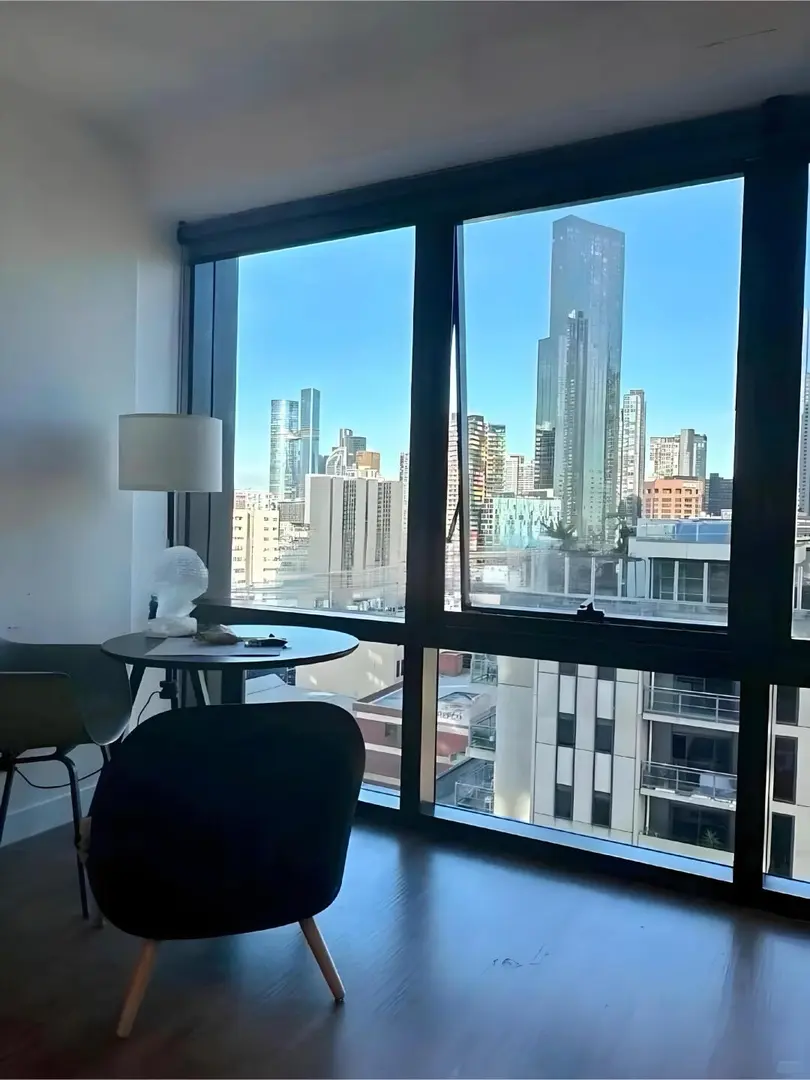 墨大門口｜落地窗1b 帶洗碗機包bill❗️