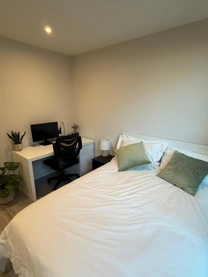 洛杉磯轉租自己的1b1b UCLA步行就到