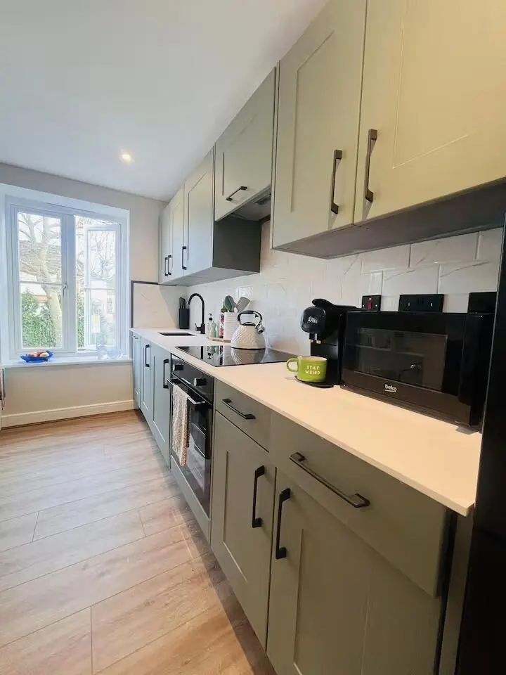 倫敦Stratford 1b1b找下一任主人