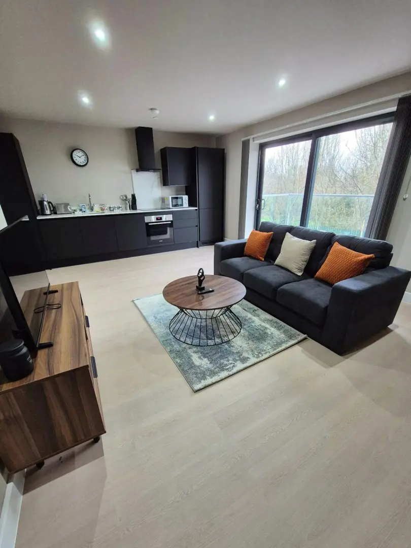 考文垂city隨緣轉個人1b1b～包bill