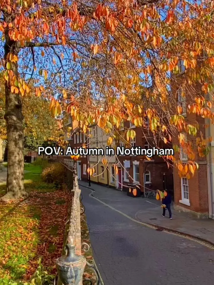 在諾丁漢的有一個秋天