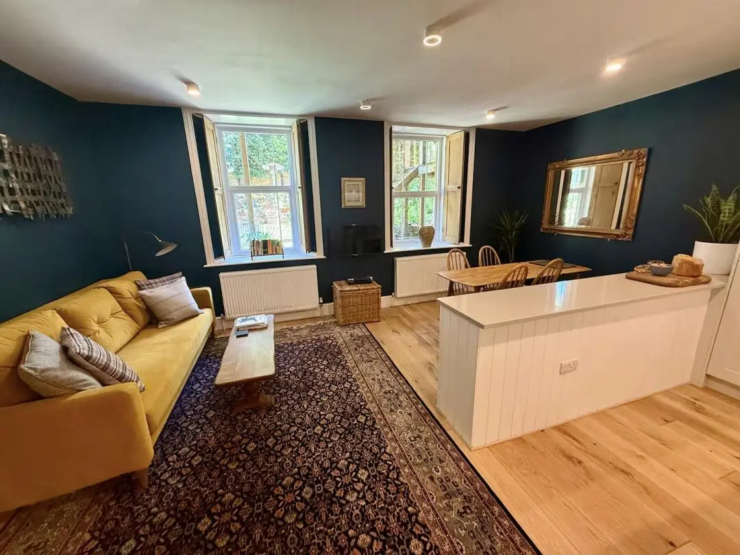 布里斯托1b1b急尋下一任租客~