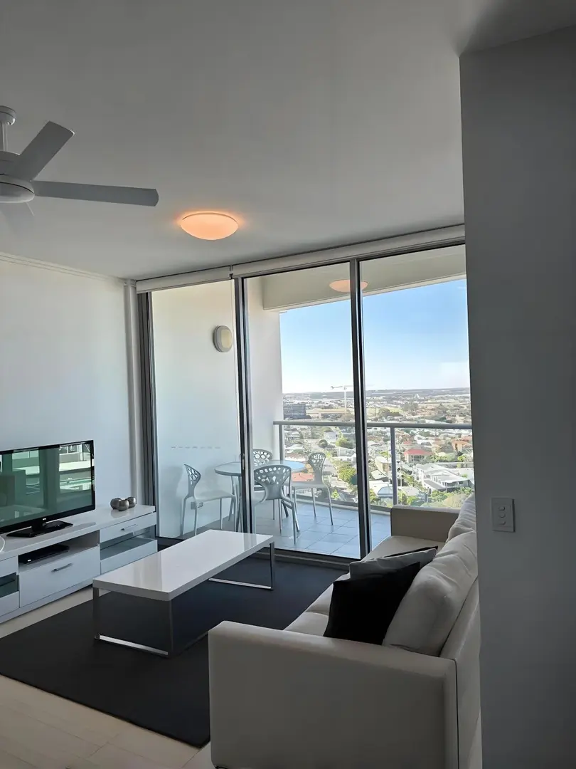 布里斯班1b1b找下任租客~房東直租~