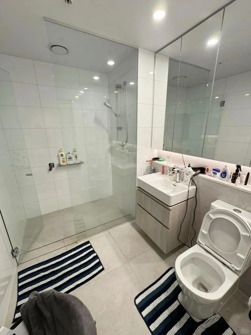 墨爾本1b1b找下任租客～骨折轉可雙人