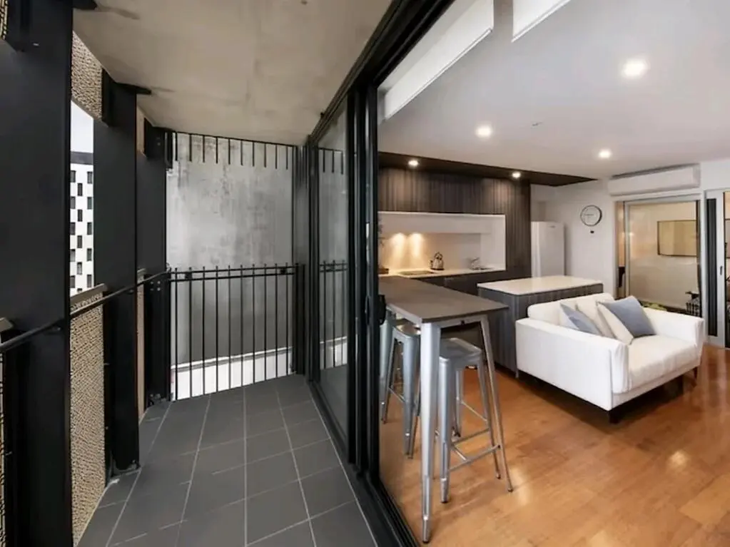 阿德萊德city2b2b蹲個舍友～