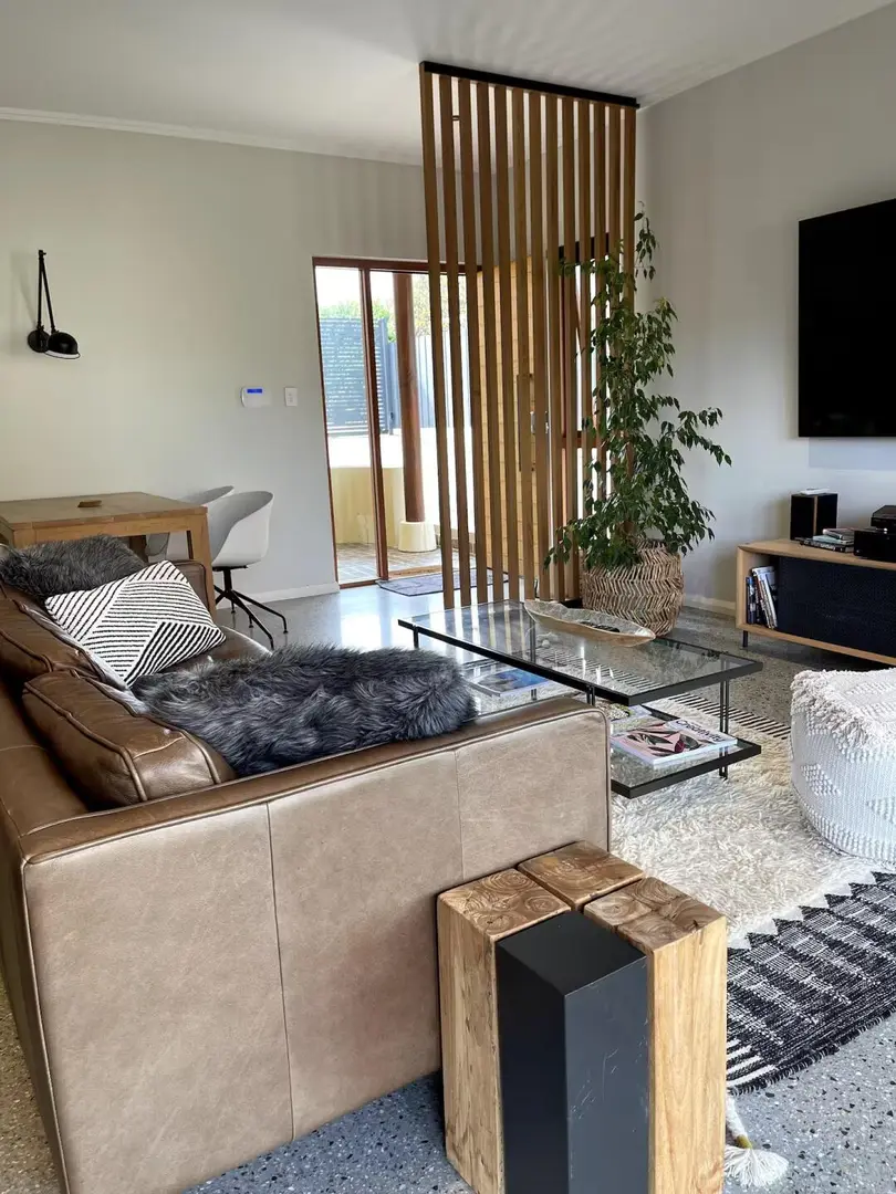 阿德萊德急轉！1b1b 帶露台 步行到阿大