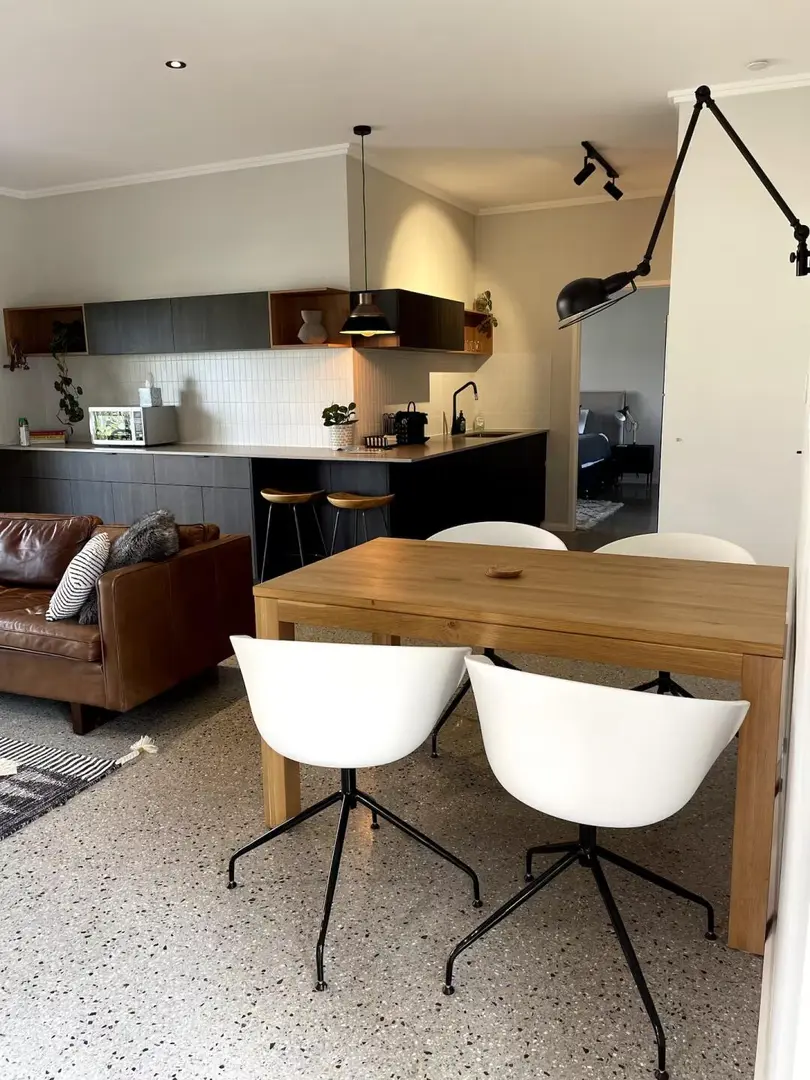 阿德萊德急轉！1b1b 帶露台 步行到阿大