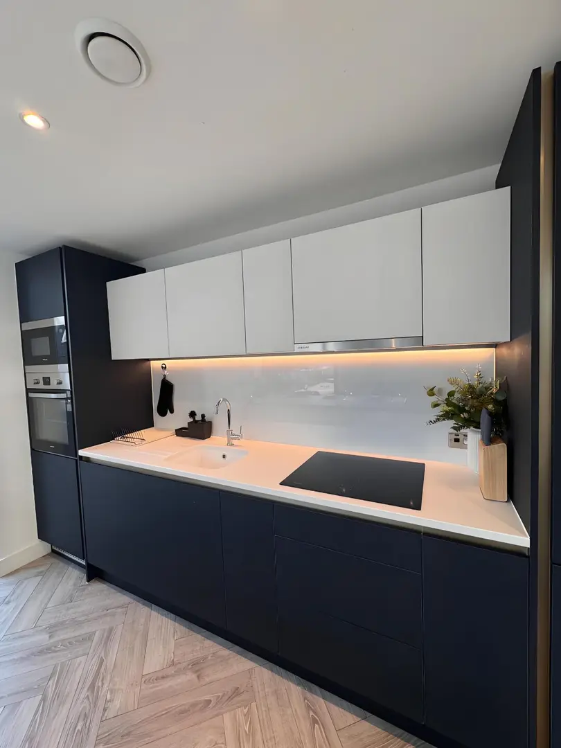 近曼大2b2b找人接~包家具包bills~