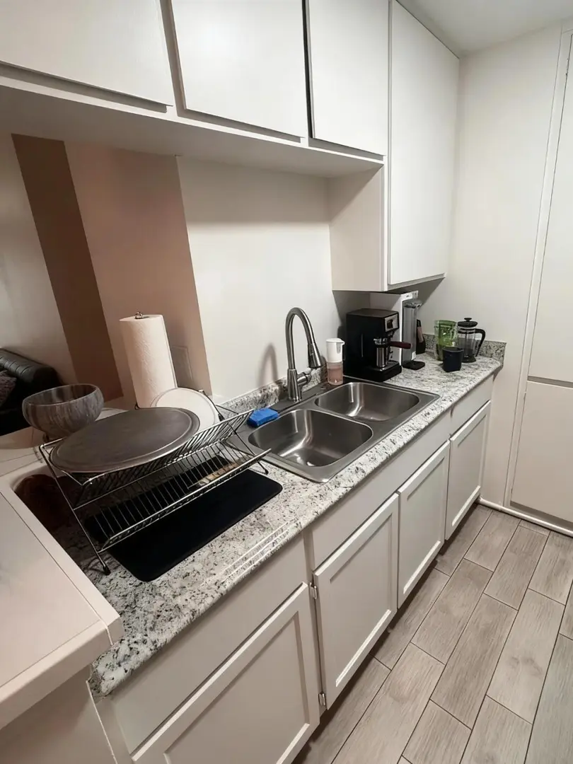 布里斯班UQ  2b2b拼室友，蹲個夜貓子