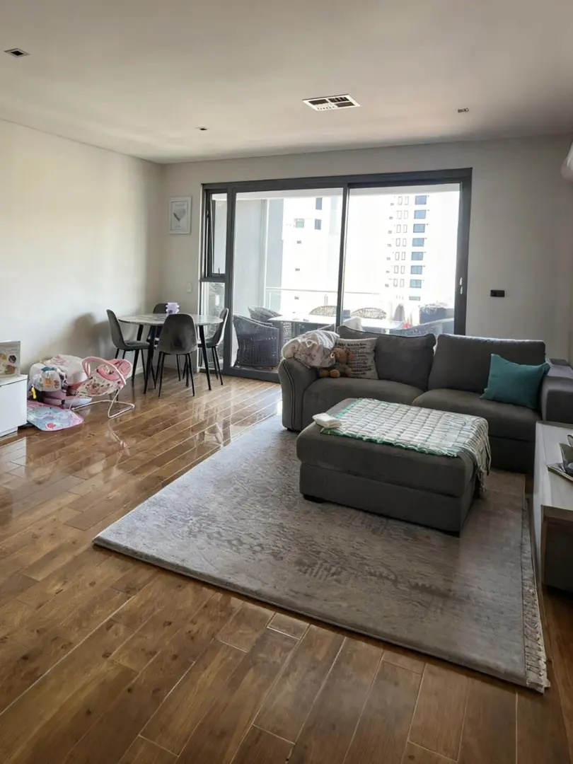 雪梨低價➗2b2b｜zetland區帶陽台