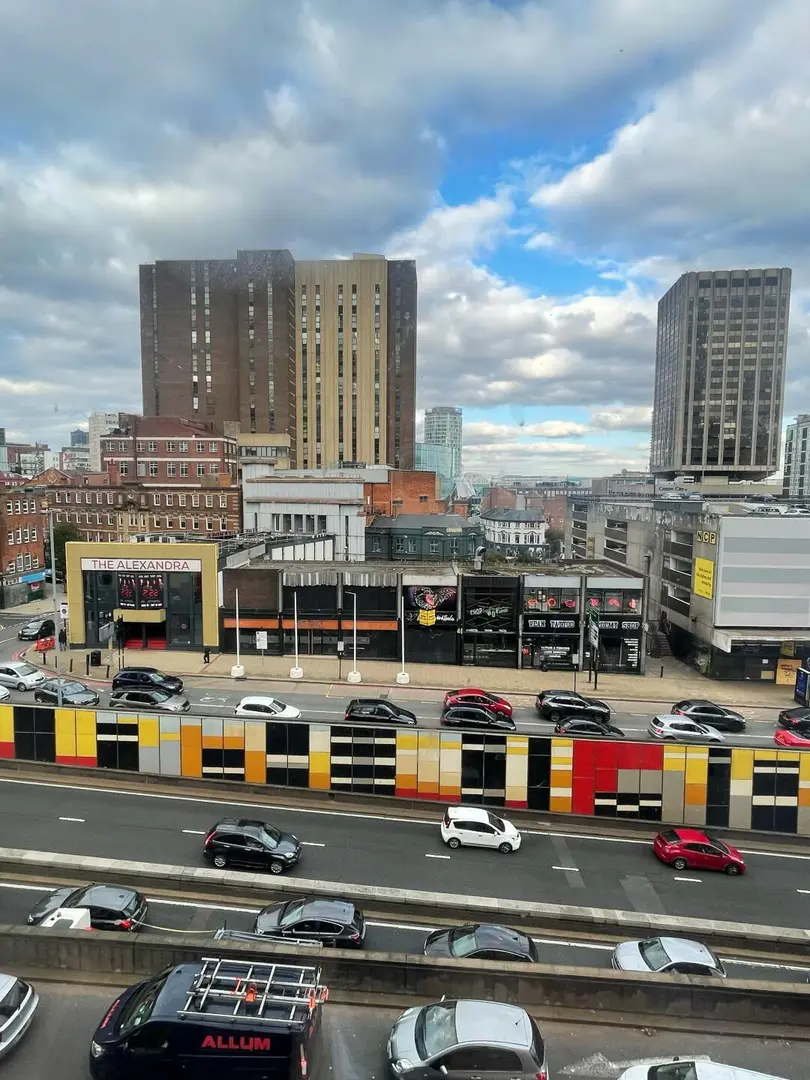 伯明罕大學南門口1b轉｜雙人入住｜帶洗烘機