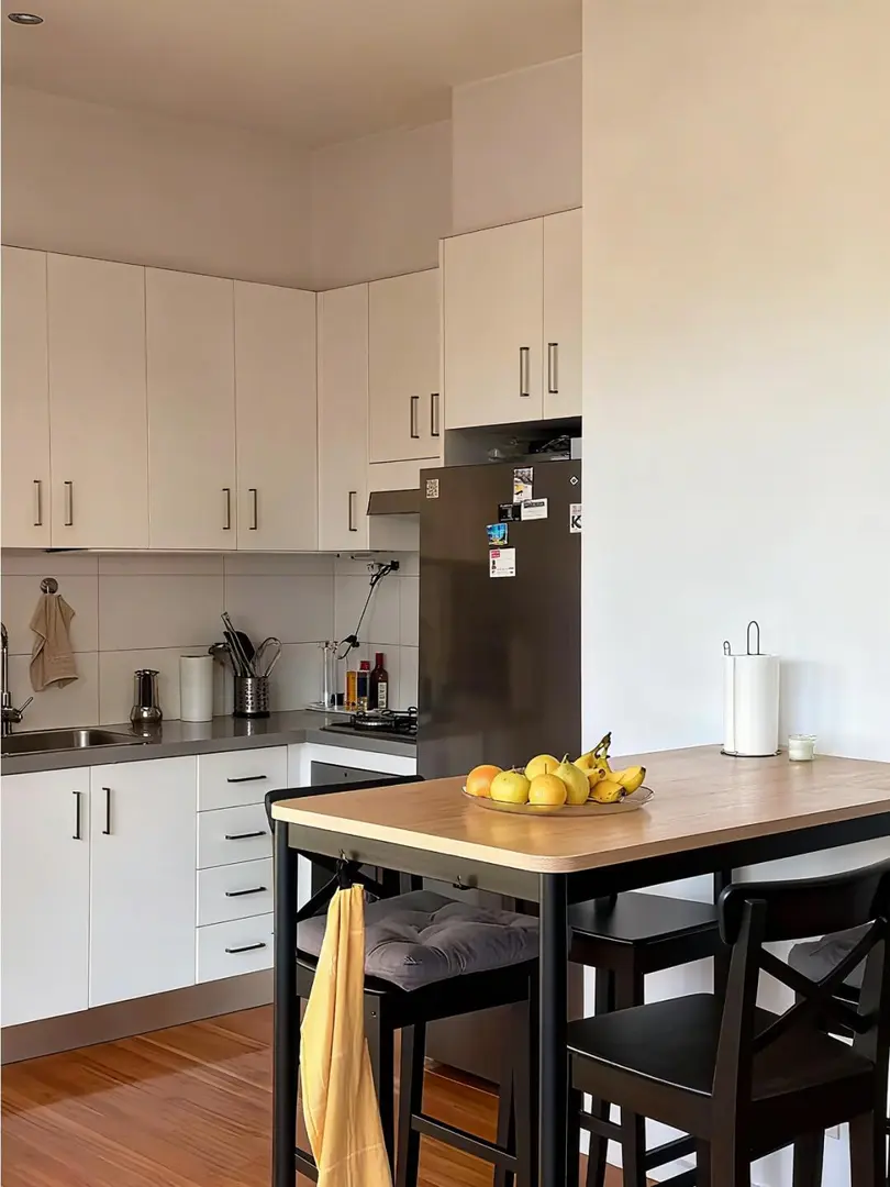 墨尔本city的1b1b阳光房找新主人｜带家具