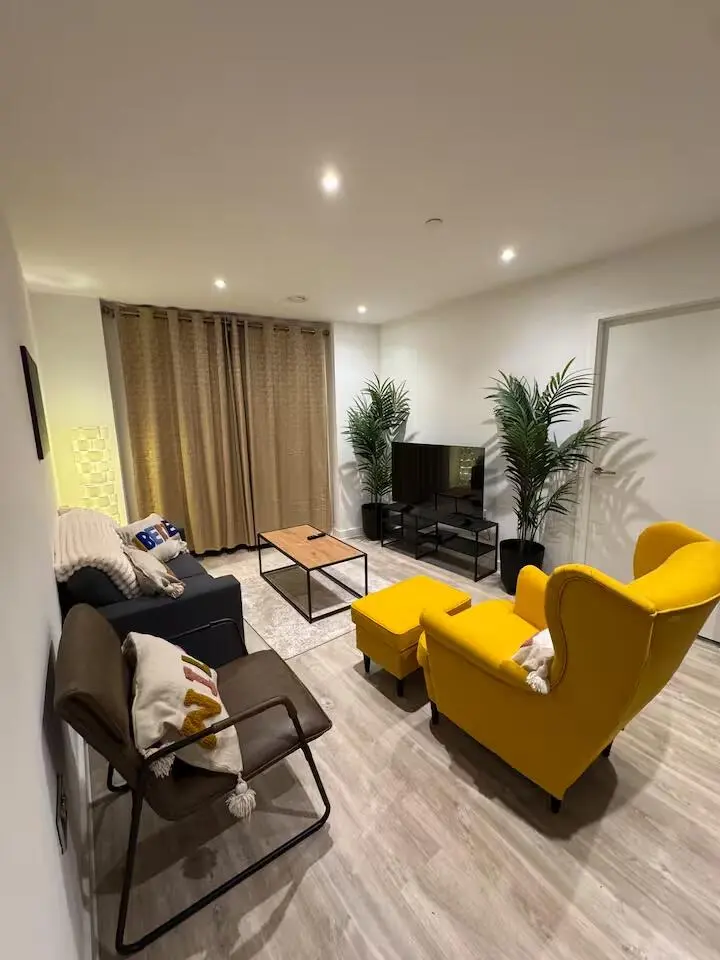 布里斯班2b2b找一位愛乾淨的室友，可議價！