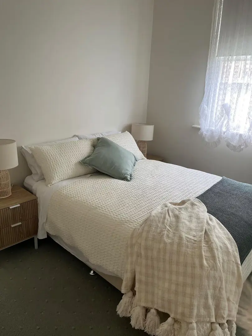 布里斯班低價轉帶露台的1b1b