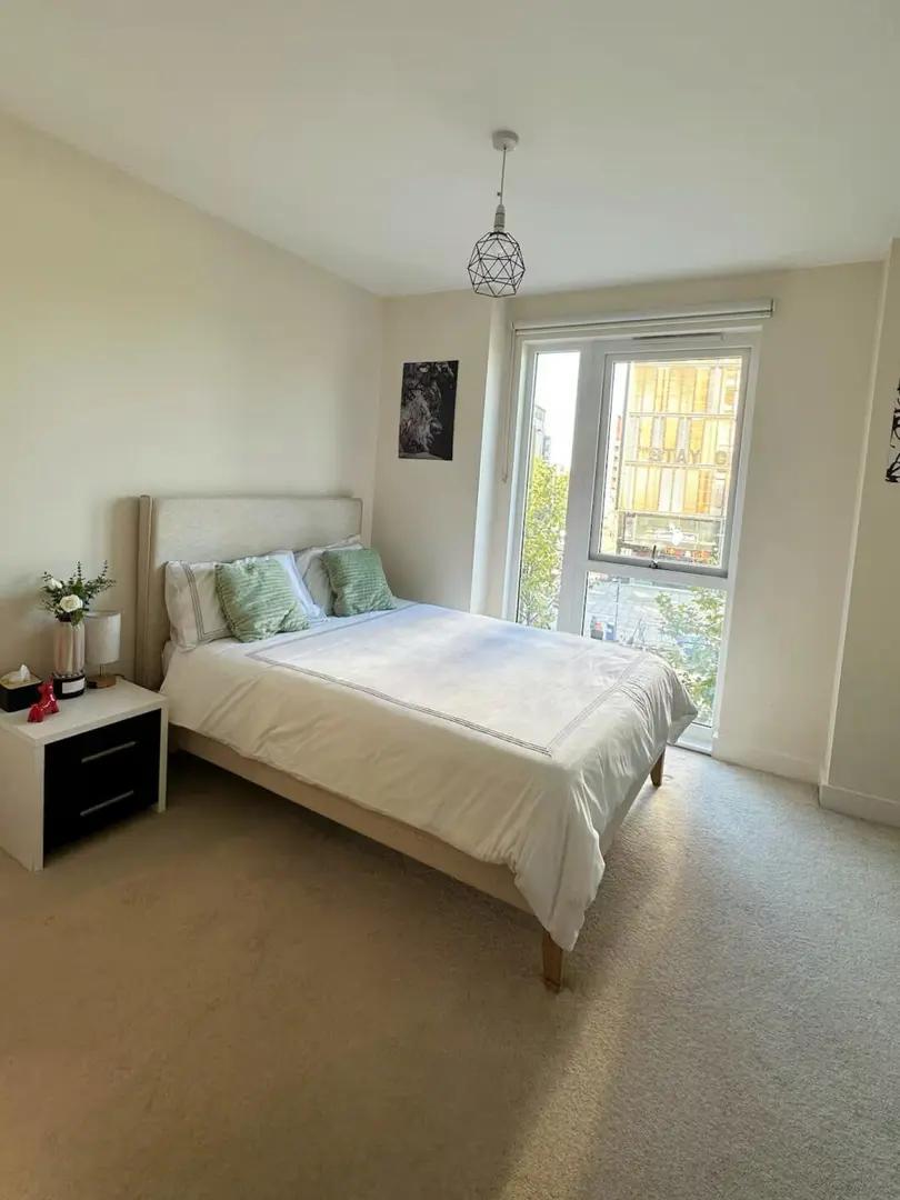 倫敦急轉，個人陽光房1b1b  可🔪