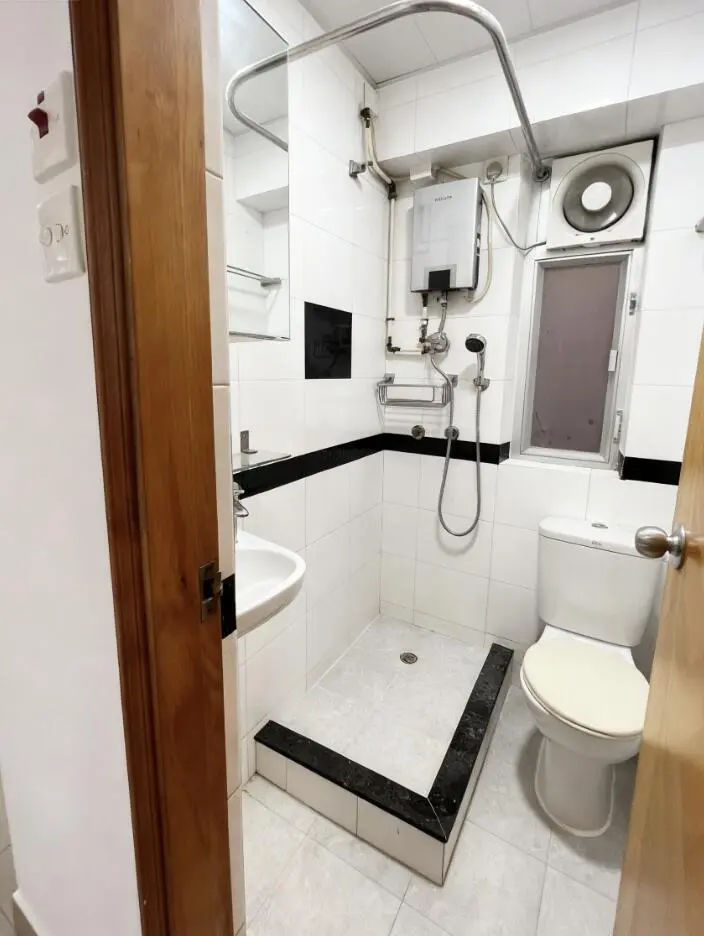 香港🇭🇰坚尼地城单人间找下一任租客～