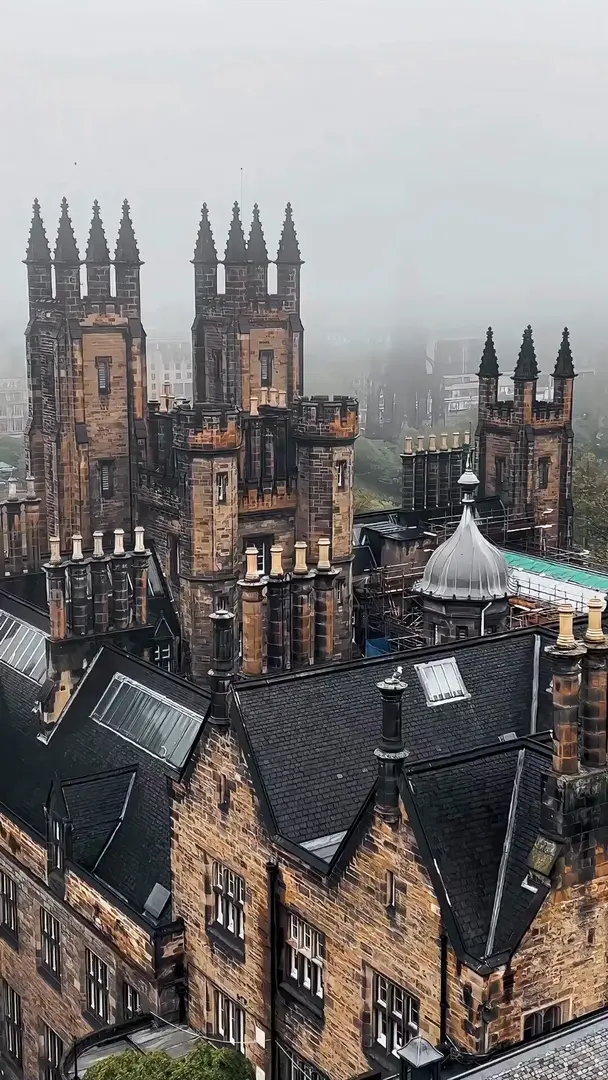 好想念爱丁堡的雨天