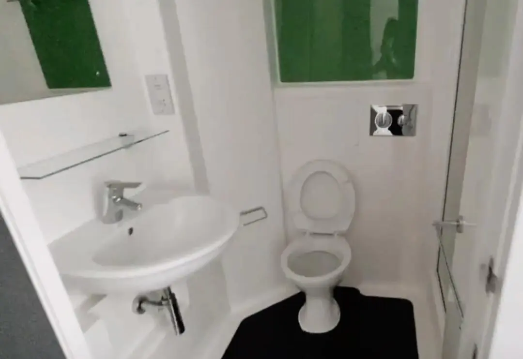 布里斯托女生3b3b，二等一！