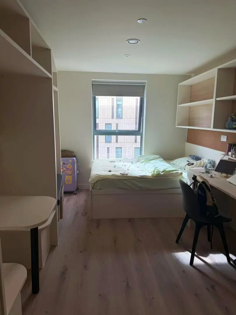 近曼大，急出studio，包家具包bill