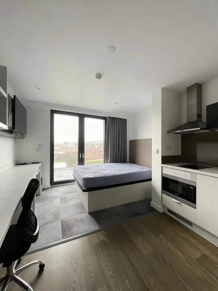 格拉斯哥26fall｜格大附近轉一間1b1b