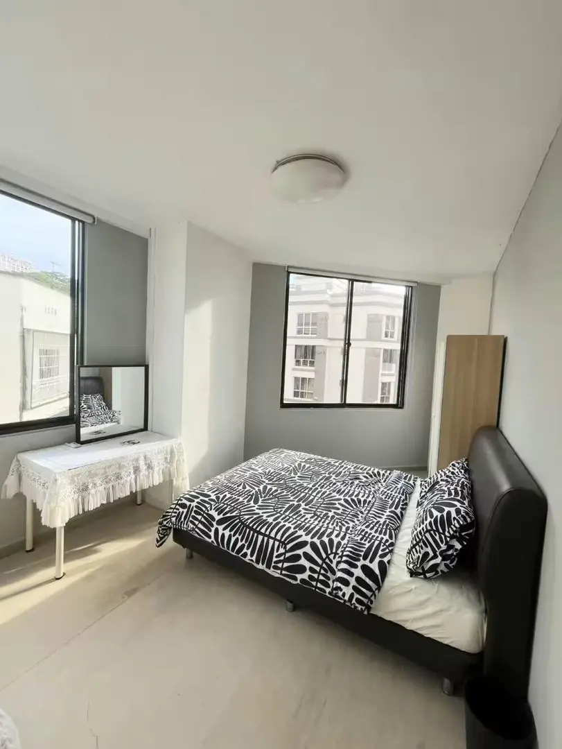 🇸🇬新加坡～低价急➗大普通房 包水电