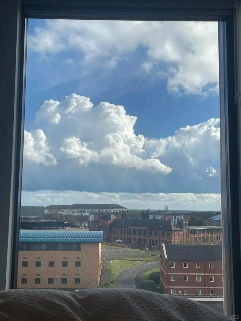 普通家庭華威大學26fall，找個studio已經很