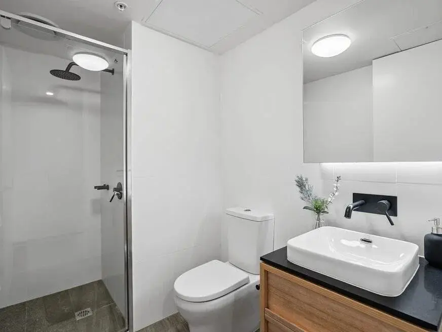 阿德莱德1b1b｜空间很大，两人也不会挤