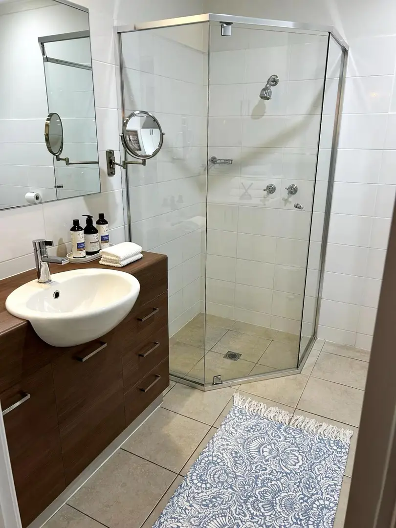 Adelaide 房东直租1b1b｜带家具