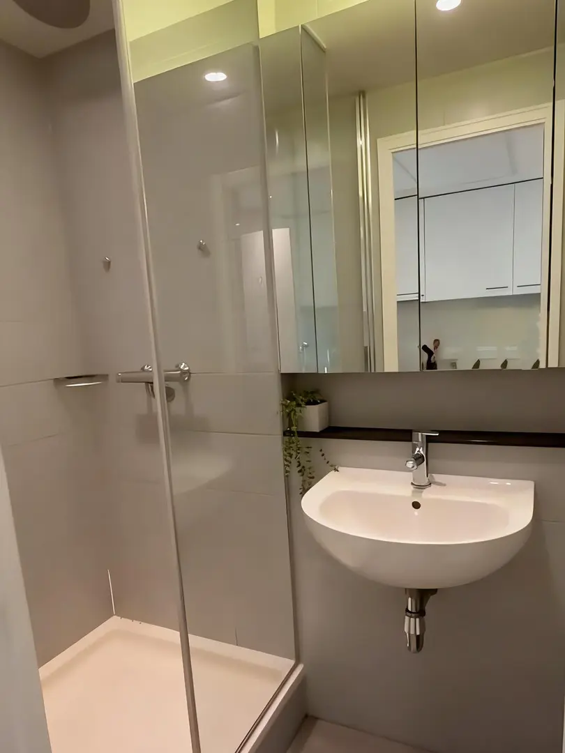 曼大26fall首選走路上學studio帶落地包bill