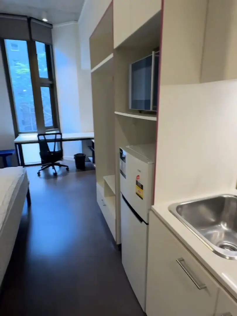 布里斯托 新公寓 studio250pw  包bills