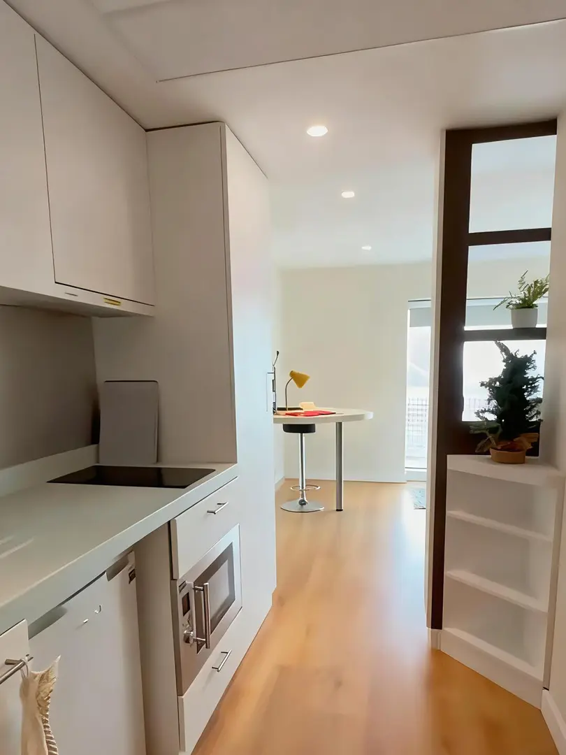 曼大26fall首選走路上學studio帶落地包bill