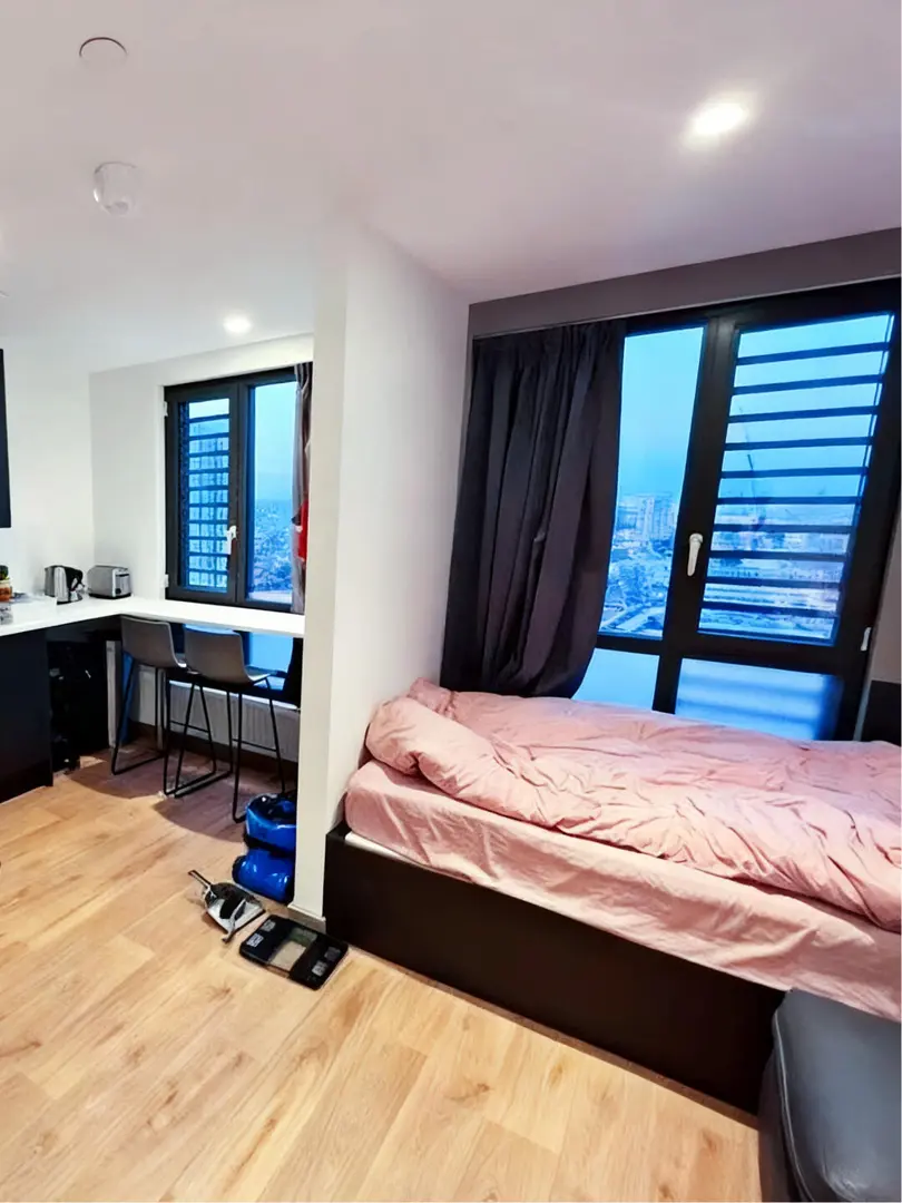 近UCL｜房东回国转自住1b式studio包bill～