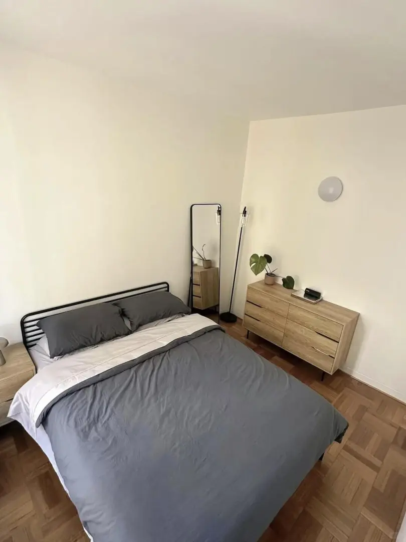 Adelaide｜大落地窗1b1b 房东直租