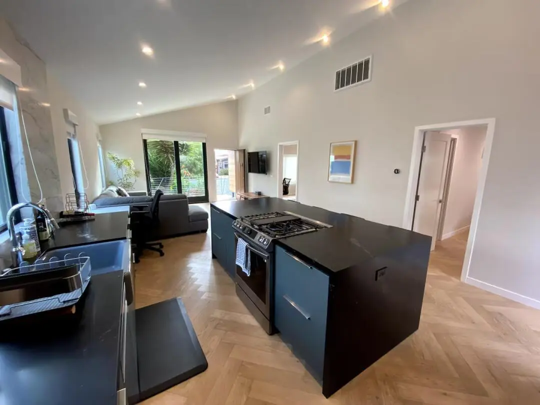 洛杉矶1b1b找下一任租客～