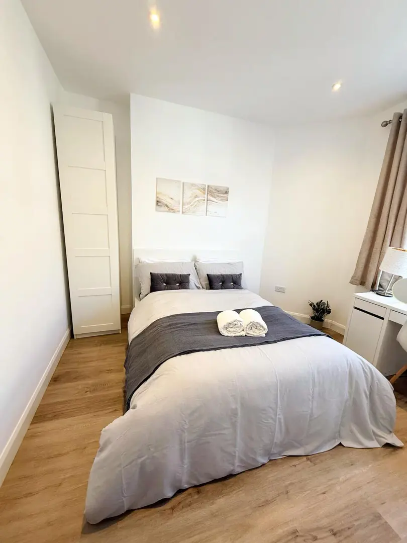 曼徹斯特1b1b極限➗，包bill帶家具