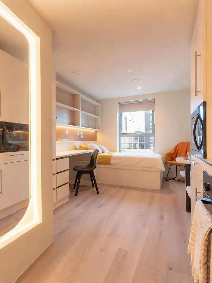 曼城26fall帶家具包bill的studio腿兒著上學