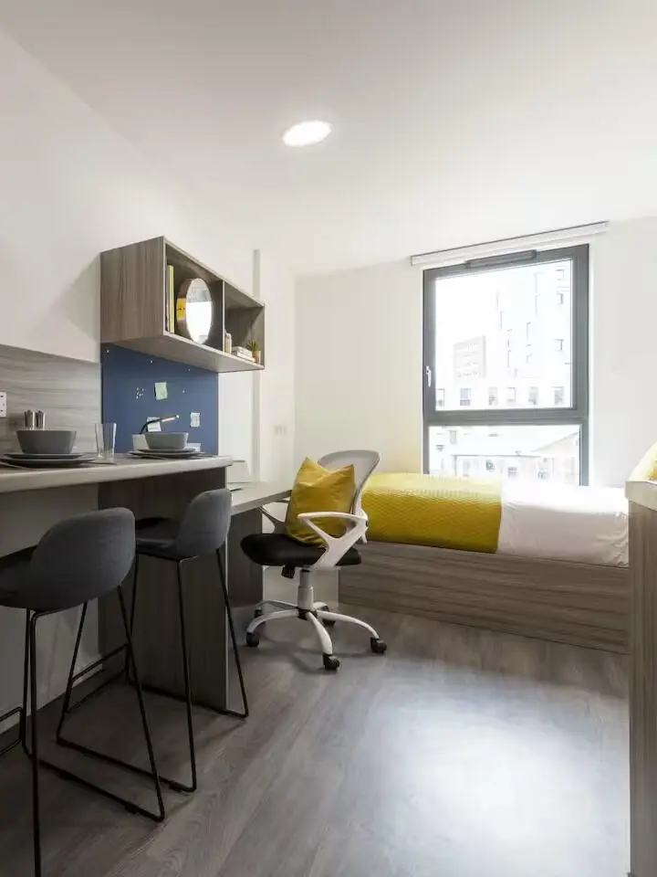 謝菲低價轉一間studio｜獨衛包bill