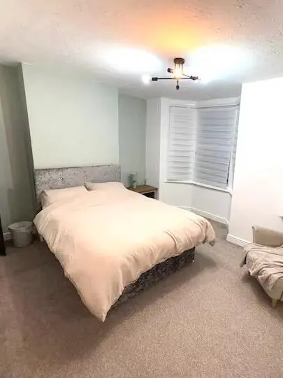 南安普敦2b2b找室友 200pw 找室友