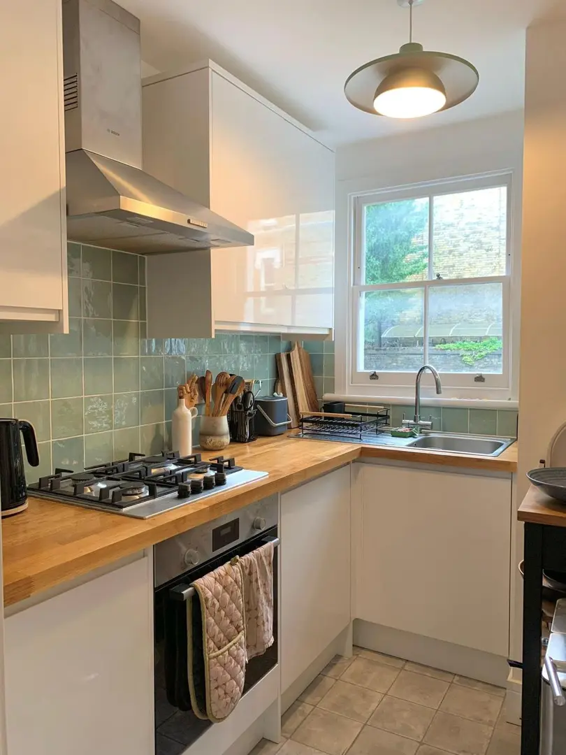 伦敦2b2b，一人300pw，急转可🔪！