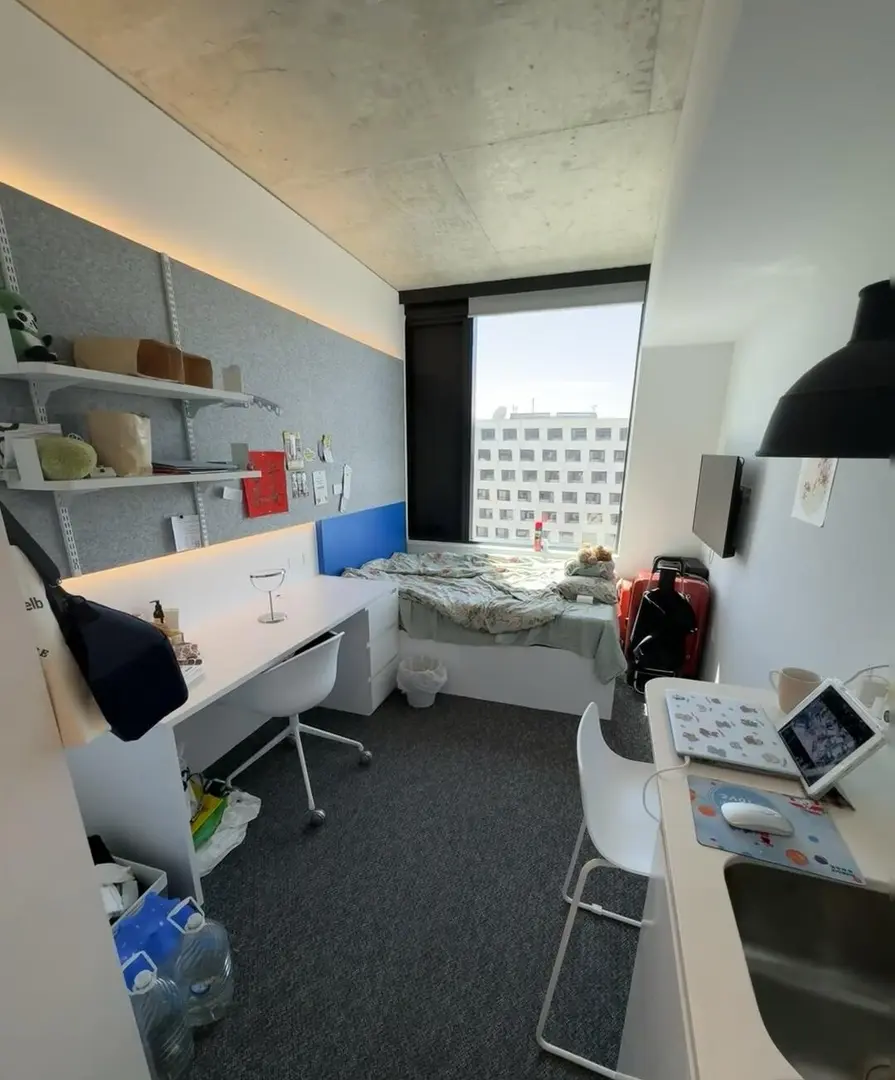 墨尔本留学首选！步行到校+包餐拎包入住