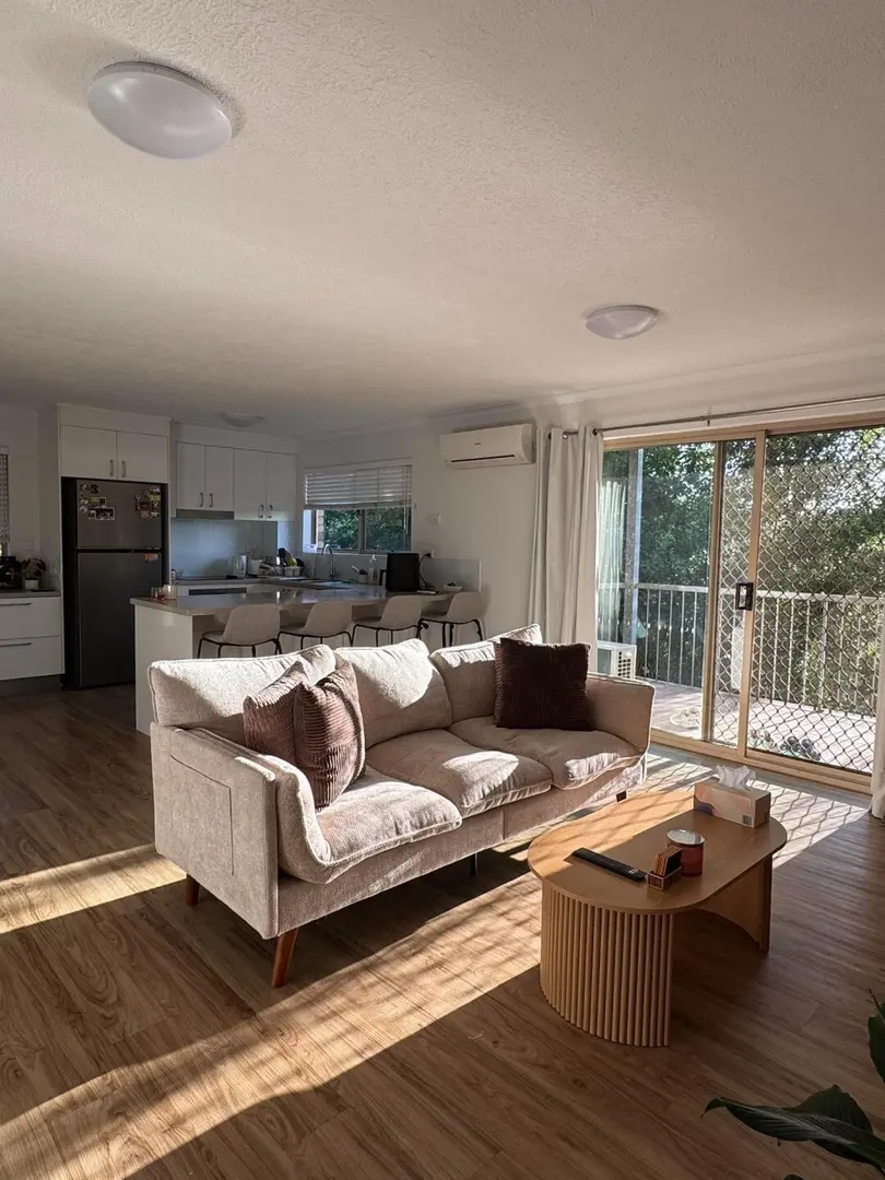 布里斯托｜坡上1b1b 找下一任租客啦～