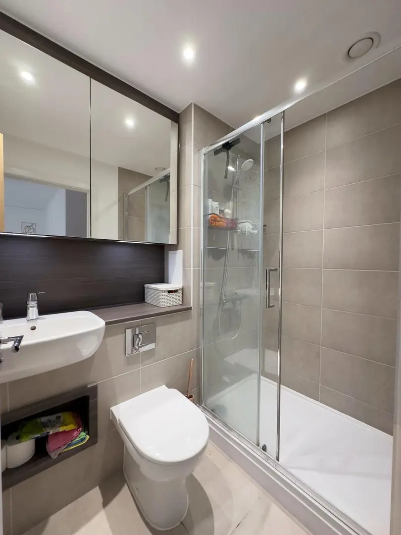 曼城 ➗ 1b1b 近曼大 包bills 長租可🔪