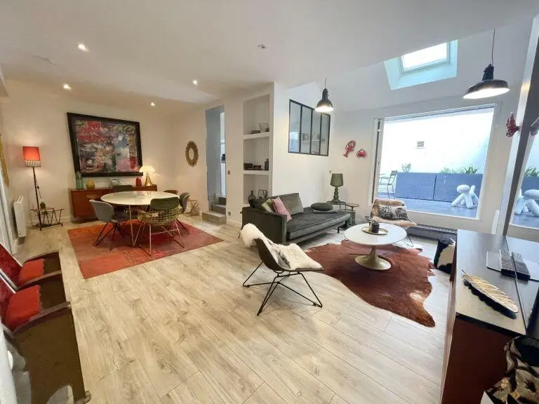 曼城2b2b招租 近曼大 人均2xx❗️