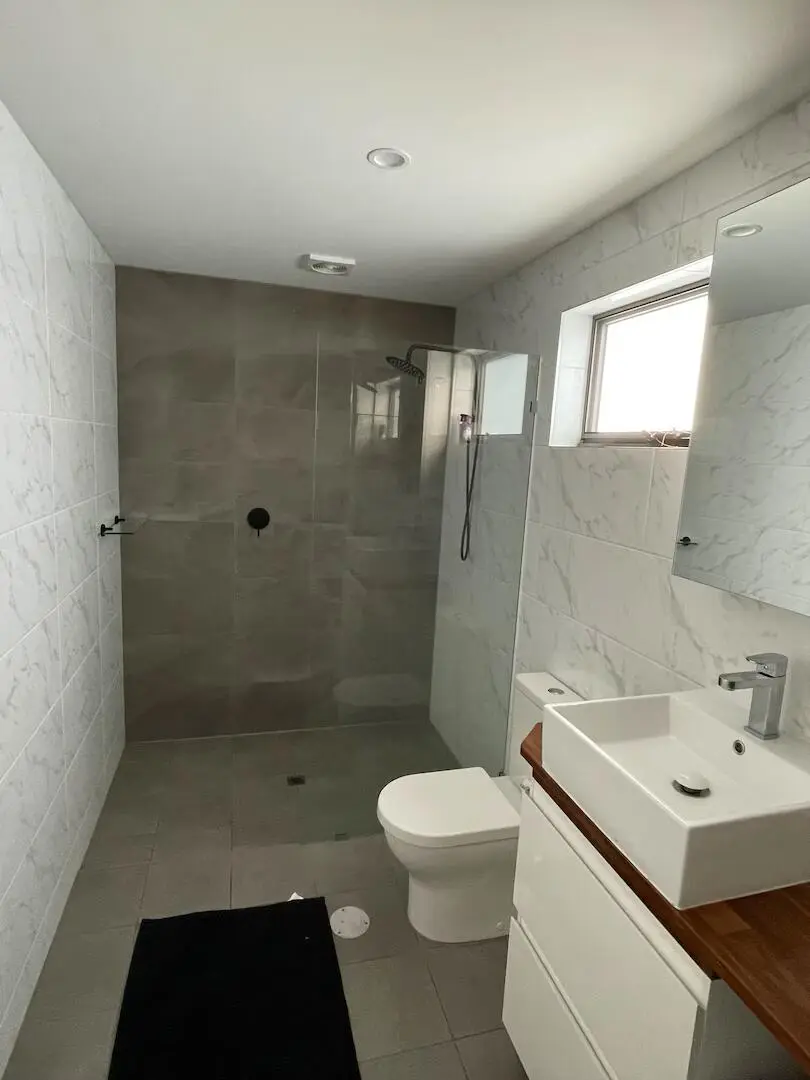 阿德莱德急➗抠搜版2b2b，带阳台可🔪