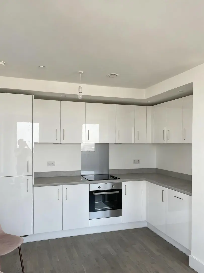 曼城房东回国急➗1b1b，包bills近曼大