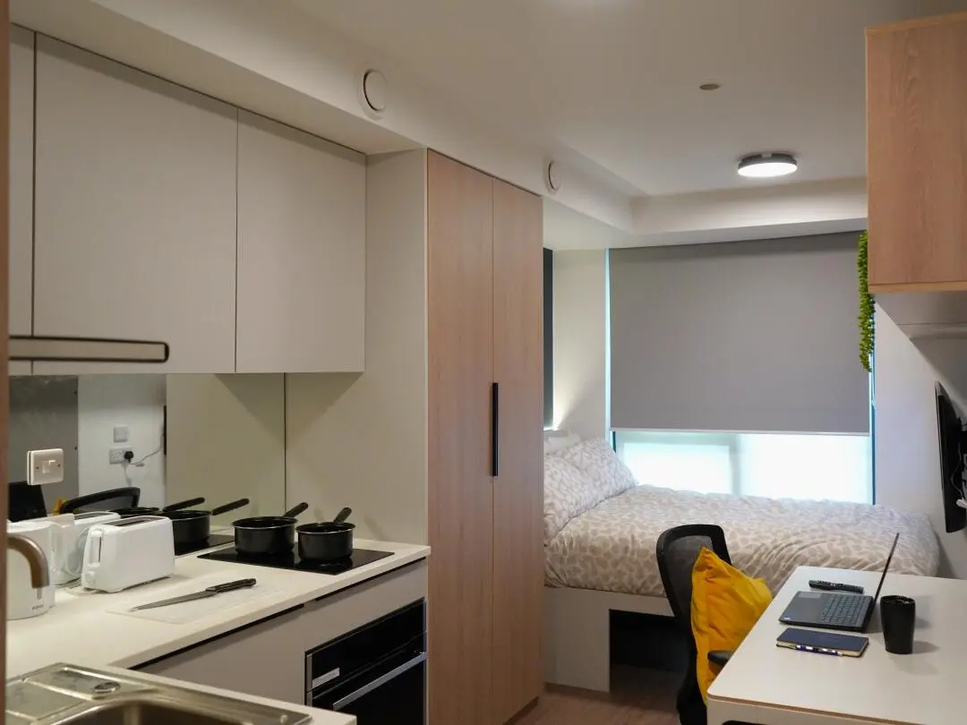 南安普顿studio新公寓楼 包bills 送洗衣卡