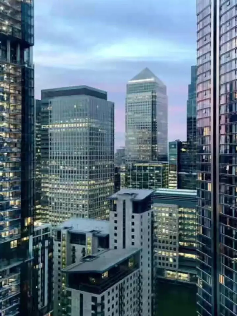 🇬🇧听我的，在伦敦就住狗岛