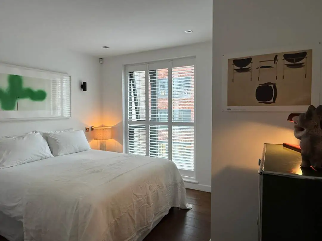 伦敦出外婆的大落地窗1b1b带阳台，长短都可